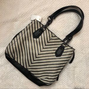 Simply Vera Chevron Print Women’s Purse